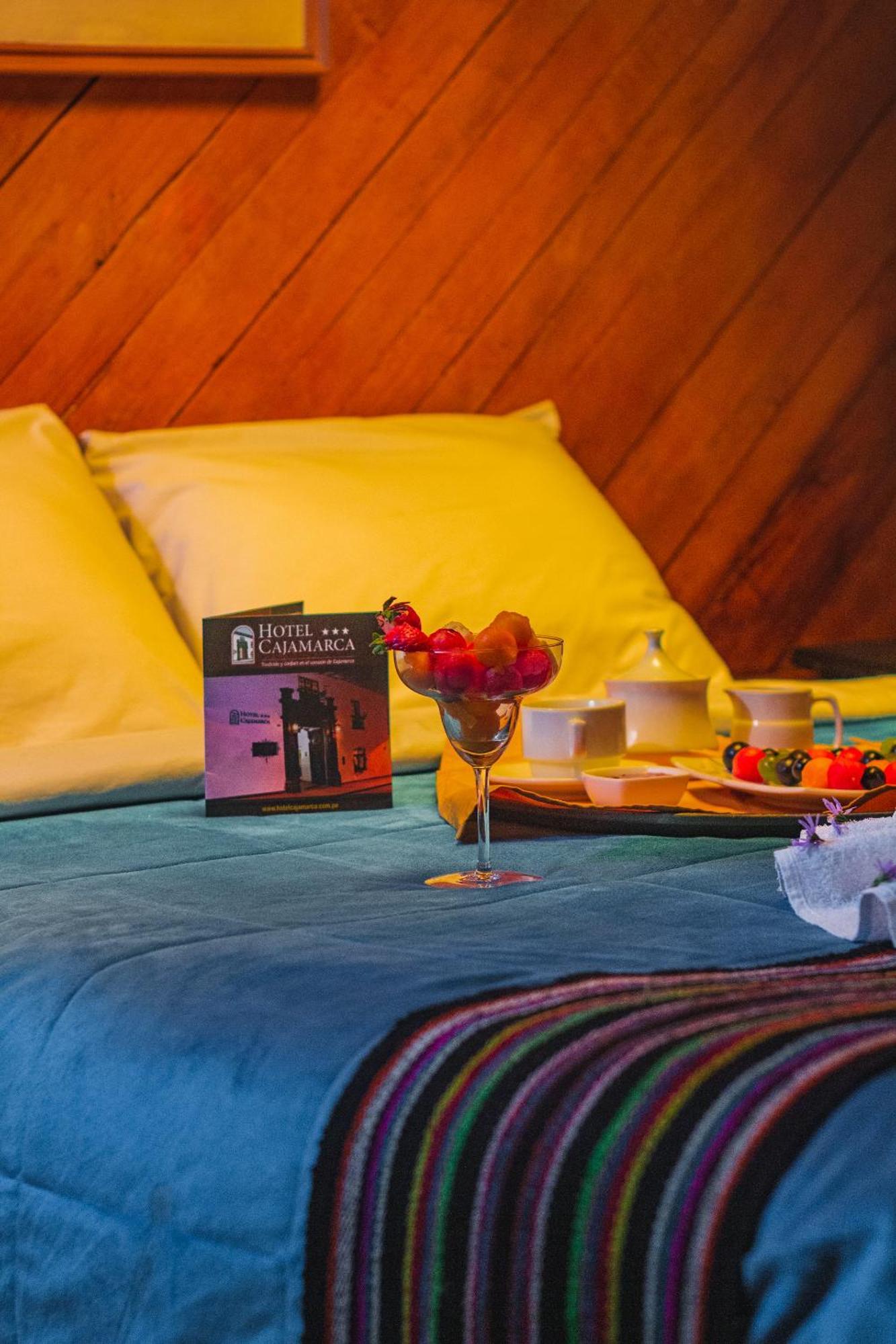 Hotel Cajamarca Luaran gambar