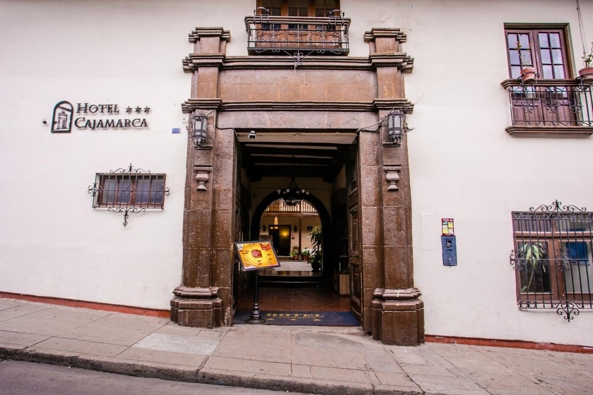 Hotel Cajamarca Luaran gambar