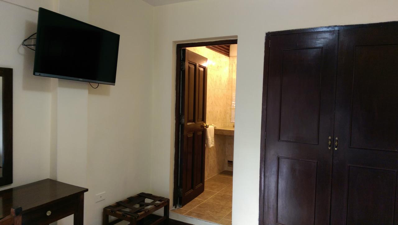 Hotel Cajamarca Luaran gambar